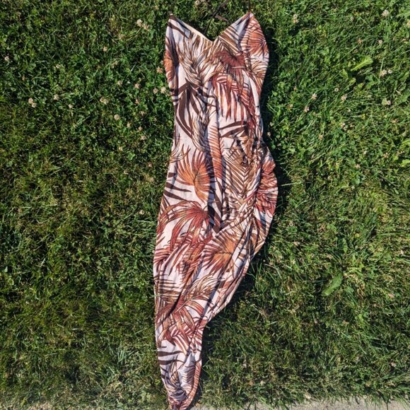 Windsor Palm High-Low Dress - Picture 1 of 3